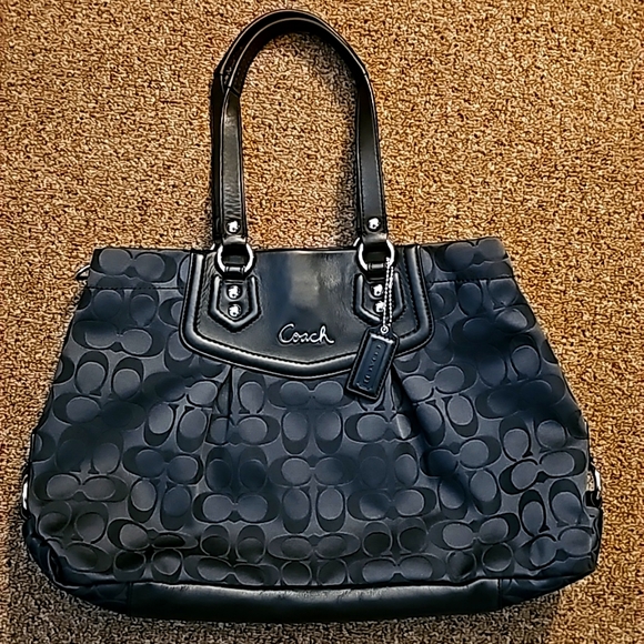 COACH Handbag - Picture 4 of 16